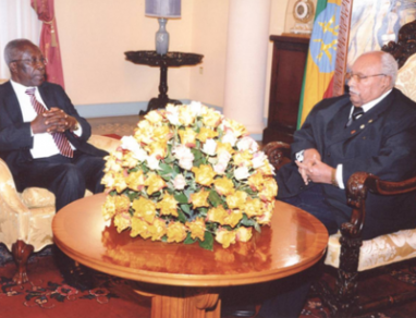 Minister Sam Ongeri delivers President Kibaki’s message of Condolences to Ethiopia